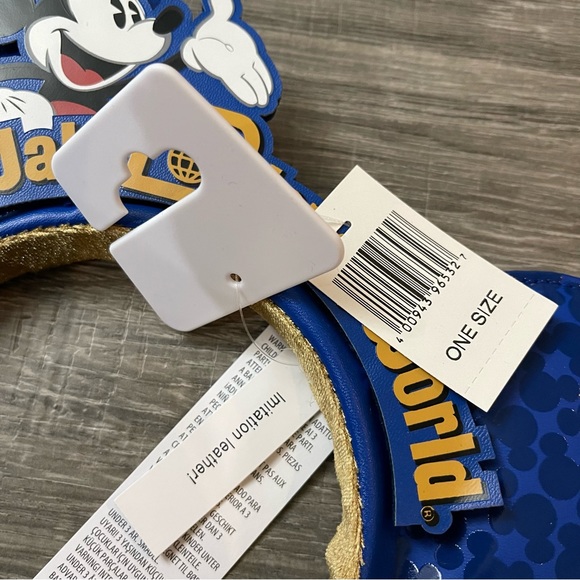 NWT Walt Disney World Mickey Mouse Ears Headband Making Magic Disney Parks - Picture 3 of 5